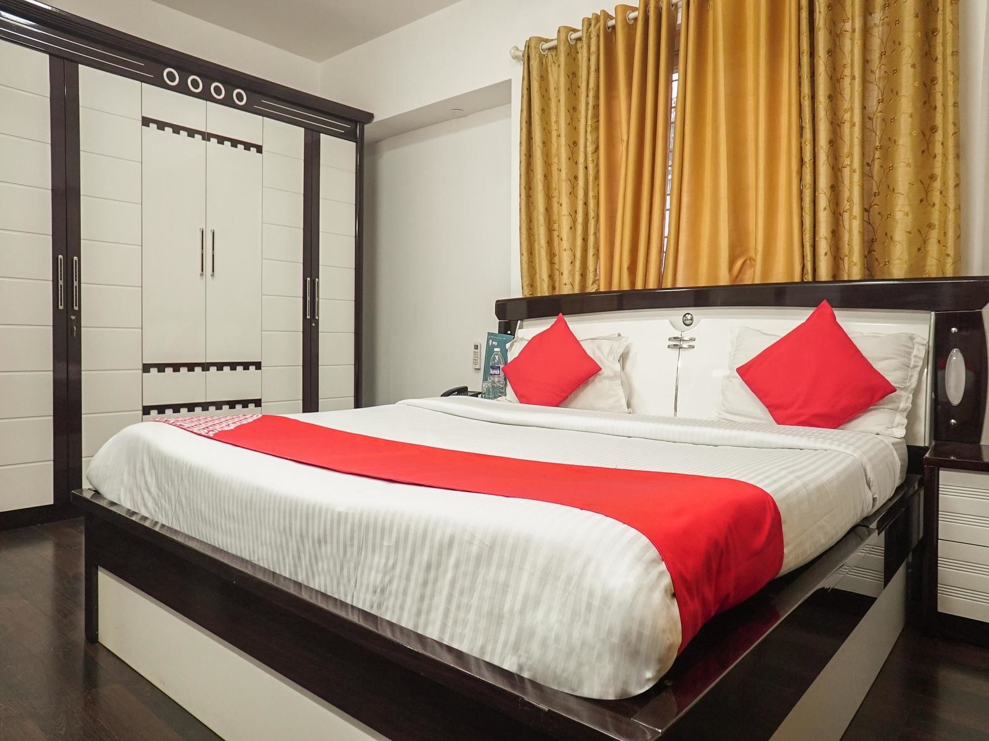 Hotel Oyo 13467 Fc 16 Pune