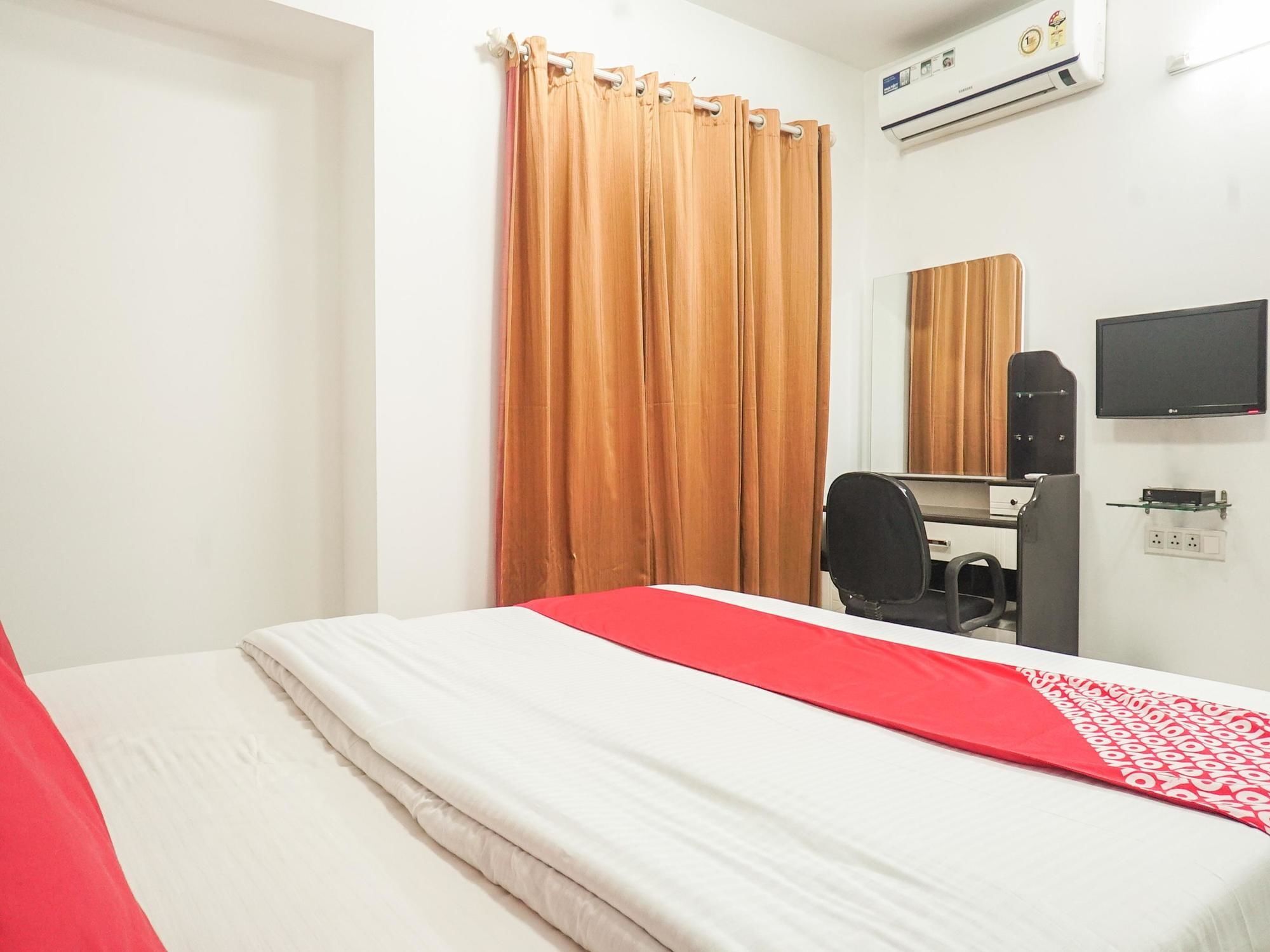 Oyo 13467 Fc 16 Hotel 2*