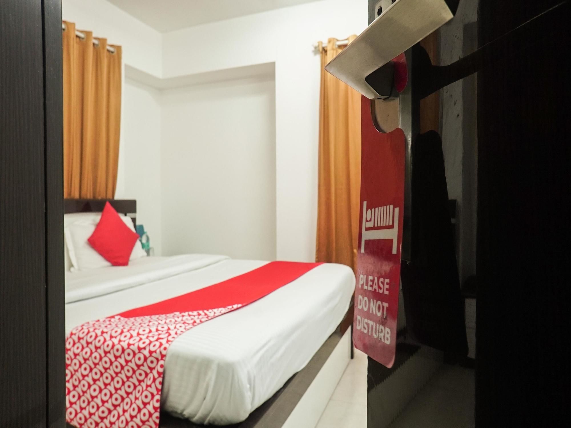 Hotel Oyo 13467 Fc 16 Pune